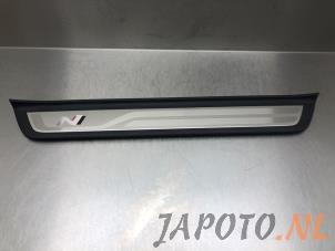Usagé Marche-pied (list de couverture) droite Hyundai i30 Fastback (PDEBA/PEDBC) 2.0 N Turbo 16V Prix € 49,95 Règlement à la marge proposé par Japoto Parts B.V.