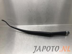 Used Front wiper arm Hyundai i10 (B5) 1.0 12V Price € 19,95 Margin scheme offered by Japoto Parts B.V.