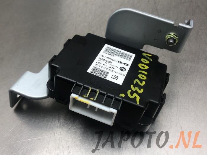 Używane DC/CD konwertor Hyundai i30 Fastback (PDEBA/PEDBC) 2.0 N Turbo 16V Cena € 104,95 Procedura marży oferowane przez Japoto Parts B.V.