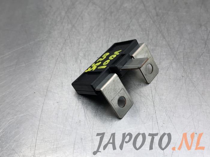 Begagnade Batteriterminal Hyundai i30 Fastback (PDEBA/PEDBC) 2.0 N Turbo 16V Pris € 52,45 Marginaltabell erbjuds av Japoto Parts B.V.