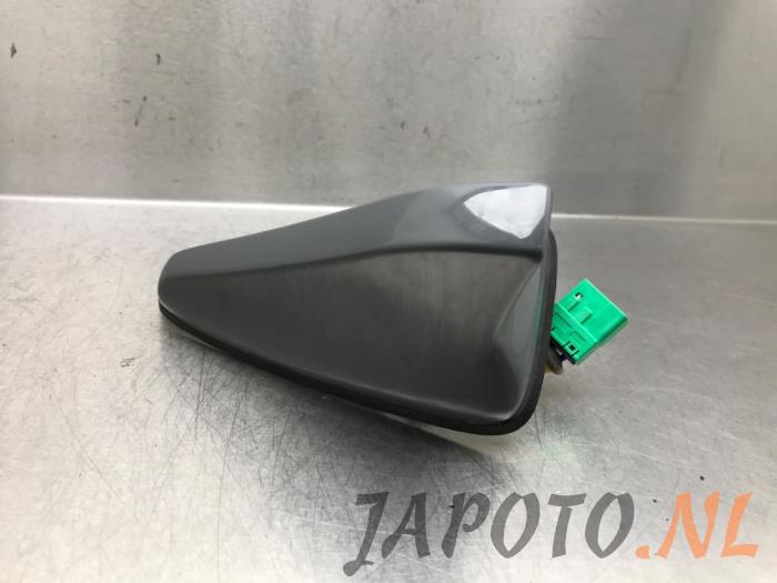 Używane Antena Hyundai i30 Fastback (PDEBA/PEDBC) 2.0 N Turbo 16V Cena € 78,70 Procedura marży oferowane przez Japoto Parts B.V.