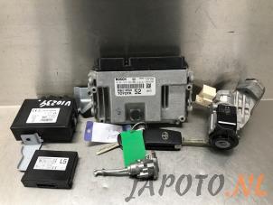 Used Ignition lock + computer Toyota Aygo (B40) 1.0 12V VVT-i Price € 224,95 Margin scheme offered by Japoto Parts B.V.