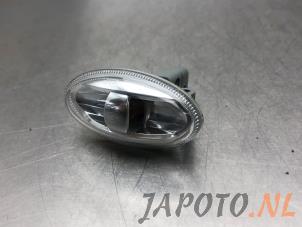 Usagé Clignotant protection avant gauche Toyota Aygo (B40) 1.0 12V VVT-i Prix € 7,00 Règlement à la marge proposé par Japoto Parts B.V.