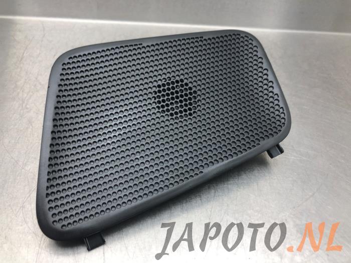 Begagnade Diskanthögtalare Toyota Aygo (B40) 1.0 12V VVT-i Pris € 15,70 Marginaltabell erbjuds av Japoto Parts B.V.