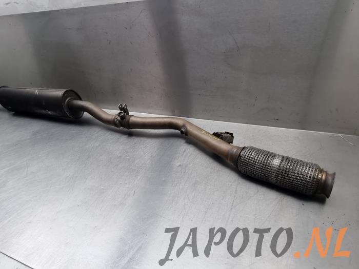 Exhaust middle silencer from a Nissan NV 250 (WF) 1.5 dCi 115 2020