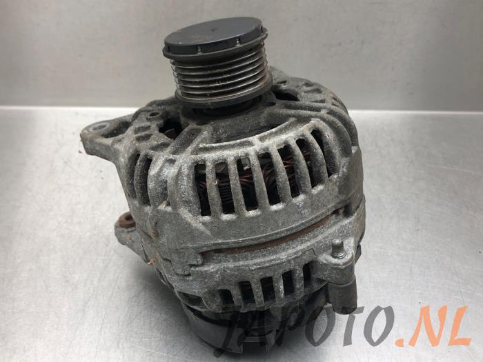 Usagé Dynamo Nissan NV 200 (M20M) 1.5 dCi 86 Prix € 36,70 Règlement à la marge proposé par Japoto Parts B.V.