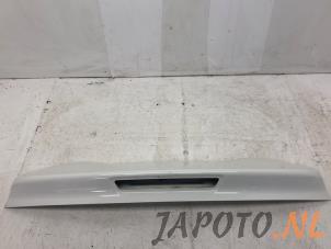 Used Spoiler tailgate Toyota Aygo (B40) 1.0 12V VVT-i Price € 49,00 Margin scheme offered by Japoto Parts B.V.