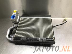 Używane Parownik klimatyzacji Suzuki Ignis (MF) 1.2 Dual Jet 16V Cena € 49,95 Procedura marży oferowane przez Japoto Parts B.V.