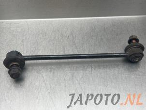Used Front anti-roll bar Hyundai i30 Crosswagon (WWH) 1.4 CVVT 16V Price € 17,50 Margin scheme offered by Japoto Parts B.V.