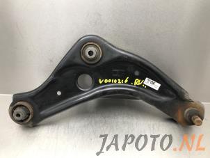 Used Front lower wishbone, right Nissan Qashqai (J11) 1.2 DIG-T 16V Price € 39,95 Margin scheme offered by Japoto Parts B.V.