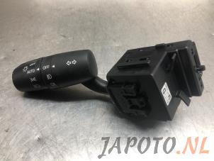 Usagé Commutateur lumière Mazda CX-5 (KE,GH) 2.2 SkyActiv-D 150 16V 2WD Prix € 39,95 Règlement à la marge proposé par Japoto Parts B.V.