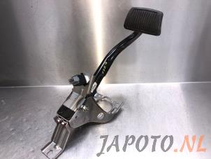 Usados Pedal de freno Hyundai Elantra Precio € 30,19 IVA incluido ofrecido por Japoto Parts B.V.