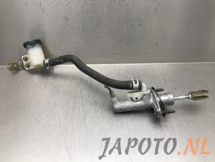 Used Clutch master cylinder Nissan 350 Z (Z33) 3.5 V6 24V Price € 50,00 Margin scheme offered by Japoto Parts B.V.