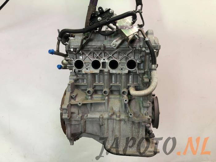 Motor from a Toyota Yaris III (P13) 1.5 16V Hybrid 2015