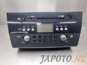 Usagé Radio/Lecteur CD Suzuki Swift (ZA/ZC/ZD1/2/3/9) 1.3 VVT 16V Prix € 74,95 Règlement à la marge proposé par Japoto Parts B.V.