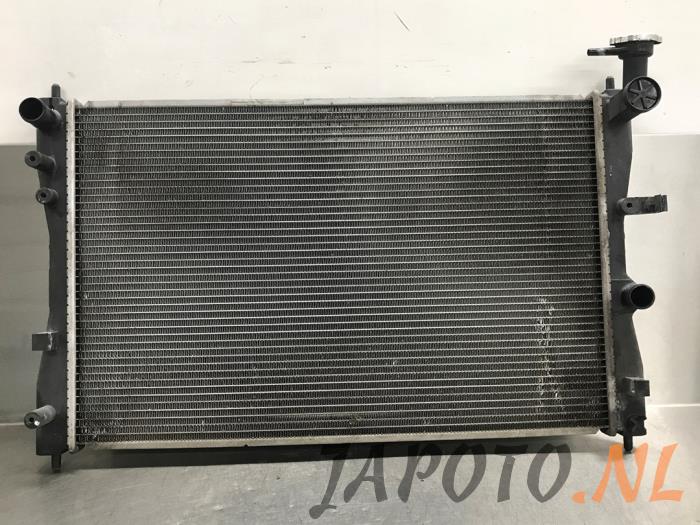 Usagé Radiateur Mitsubishi Colt (Z2/Z3) 1.1 12V Prix € 36,70 Règlement à la marge proposé par Japoto Parts B.V.