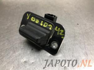 Used Tailgate switch Honda Civic (FK/FN) 1.8i Type S VTEC 16V Price € 24,95 Margin scheme offered by Japoto Parts B.V.