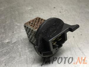 Used Heater resistor Daihatsu Cuore (L251/271/276) 1.0 12V DVVT Price € 14,95 Margin scheme offered by Japoto Parts B.V.