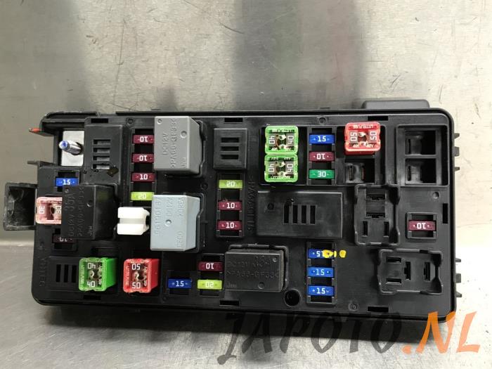 Fuse box Chevrolet Spark 1.0 16V Bifuel - 95020934