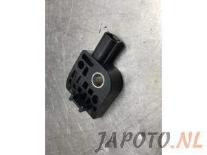 Used Airbag sensor Hyundai iX35 (LM) 1.6 GDI 16V Price € 19,95 Margin scheme offered by Japoto Parts B.V.