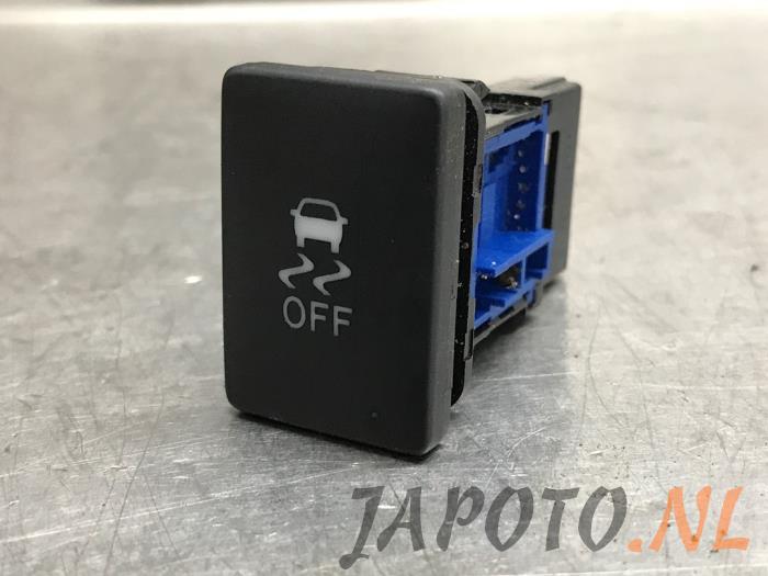 Usados Interruptor ESP Toyota Yaris III (P13) 1.5 16V Hybrid Precio € 10,45 Norma de margen ofrecido por Japoto Parts B.V.