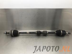Used Front drive shaft, right Hyundai iX35 (LM) 1.6 GDI 16V Price € 114,95 Margin scheme offered by Japoto Parts B.V.