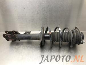 Used Front shock absorber rod, left Hyundai iX35 (LM) 1.6 GDI 16V Price € 54,95 Margin scheme offered by Japoto Parts B.V.