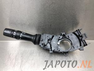 Gebrauchte Licht Schalter Kia Rio III (UB) 1.2 CVVT 16V Preis € 34,95 Margenregelung angeboten von Japoto Parts B.V.