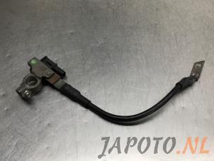 Usagé Capteur de batterie Hyundai iX35 (LM) 1.6 GDI 16V Prix € 39,95 Règlement à la marge proposé par Japoto Parts B.V.