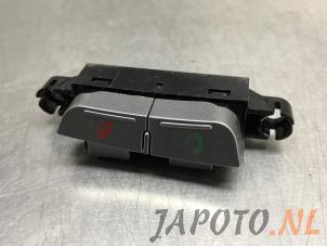 Used Steering wheel switch Hyundai iX35 (LM) 1.6 GDI 16V Price € 19,95 Margin scheme offered by Japoto Parts B.V.