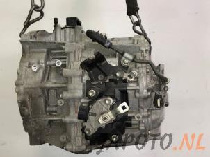 Getriebe van een Toyota Yaris III (P13) 1.5 16V Hybrid 2015