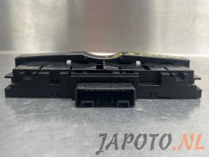 Używane Przelacznik (rózne) Daihatsu Materia 1.3 16V Cena € 14,95 Procedura marży oferowane przez Japoto Parts B.V.