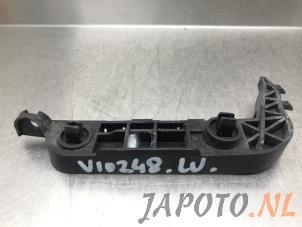 Used Front bumper bracket, left Honda Civic (EP/EU) 1.6 16V VTEC Price € 14,95 Margin scheme offered by Japoto Parts B.V.