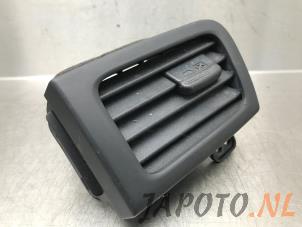 Używane Kratka wentylacyjna boczna Kia Picanto (TA) 1.0 12V Cena € 14,95 Procedura marży oferowane przez Japoto Parts B.V.