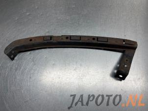 Used Front bumper bracket, left Honda Civic (ES) 1.3 16V VTEC-i IMA Price € 14,95 Margin scheme offered by Japoto Parts B.V.