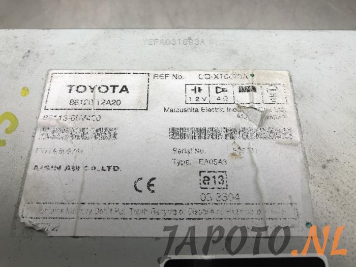 Displays Multi Media Anzeige van een Toyota Auris (E15) 1.6 Dual VVT-i 16V 2008