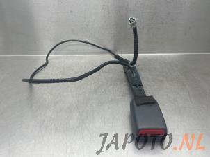 Usagé Insertion ceinture de sécurité avant gauche Toyota Auris (E15) 1.6 Dual VVT-i 16V Prix € 14,95 Règlement à la marge proposé par Japoto Parts B.V.