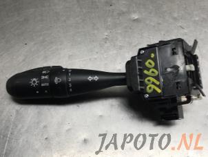 Usagé Commodo phare Mitsubishi Colt (Z2/Z3) 1.5 16V Prix € 29,95 Règlement à la marge proposé par Japoto Parts B.V.