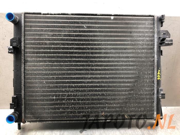 Usagé Radiateur Nissan Primastar 1.9 dCi 80 Prix € 41,95 Règlement à la marge proposé par Japoto Parts B.V.