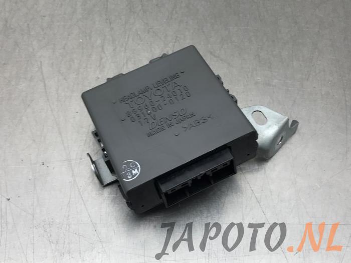 Używane Modul (rózne) Lexus SC 430 4.3i 32V VVT-i Cena € 36,75 Procedura marży oferowane przez Japoto Parts B.V.