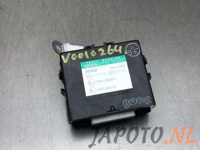 Używane Modul alarmu Lexus SC 430 4.3i 32V VVT-i Cena € 52,45 Procedura marży oferowane przez Japoto Parts B.V.