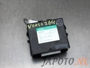 Usagé Module alarme Lexus SC 430 4.3i 32V VVT-i Prix € 49,95 Règlement à la marge proposé par Japoto Parts B.V.