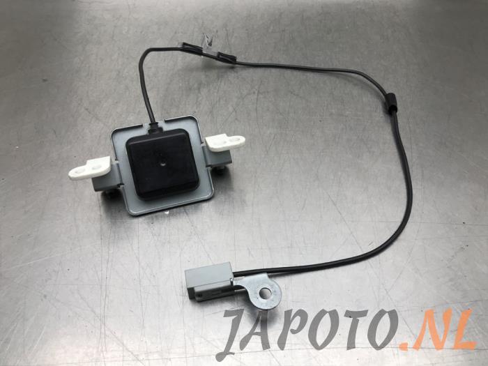 Używane Antena GPS Lexus SC 430 4.3i 32V VVT-i Cena € 83,95 Procedura marży oferowane przez Japoto Parts B.V.