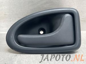 Used Door handle 2-door, right Nissan Primastar 1.9 dCi 80 Price € 14,95 Margin scheme offered by Japoto Parts B.V.
