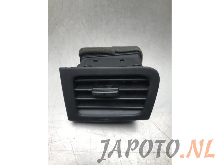 Air grill side from a Kia Picanto (TA) 1.0 12V 2013