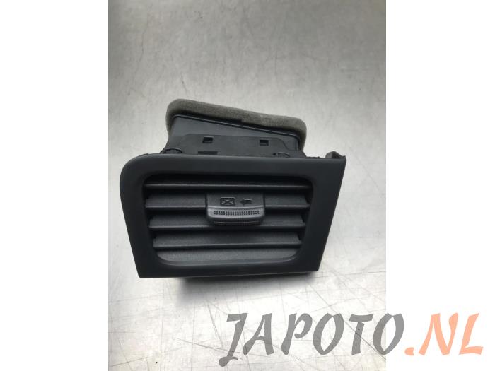 Air grill side from a Kia Picanto (TA) 1.0 12V 2013