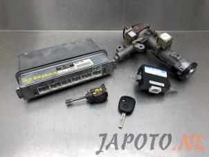 Used Ignition lock + computer Lexus SC 430 4.3i 32V VVT-i Price € 399,95 Margin scheme offered by Japoto Parts B.V.
