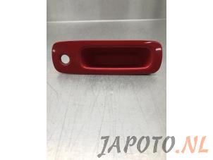Usagé Poignée hayon Suzuki Swift (ZA/ZC/ZD1/2/3/9) 1.3 VVT 16V Prix € 34,95 Règlement à la marge proposé par Japoto Parts B.V.