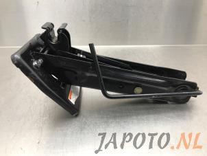 Używane Zestaw do wymiany kola Suzuki Swift (ZA/ZC/ZD1/2/3/9) 1.3 VVT 16V Cena € 14,95 Procedura marży oferowane przez Japoto Parts B.V.