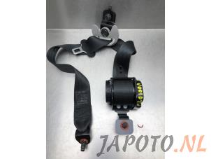 Usagé Ceinture de sécurité arrière gauche Kia Sportage (SL) 2.0 CVVT 16V 4x2 Prix € 34,95 Règlement à la marge proposé par Japoto Parts B.V.